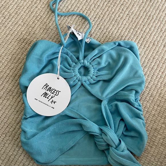 cute summery top with tie detailing - Picture 2 of 2